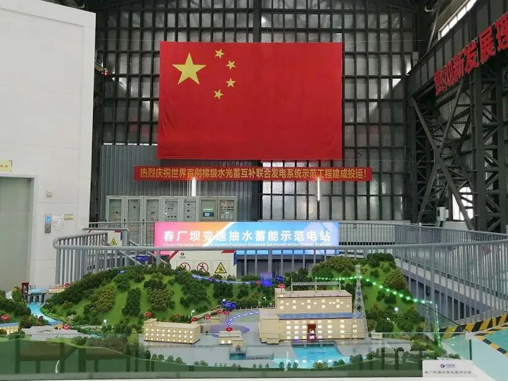 5FE78DF89449BB26FB4A8969FC6_C49C3B28_223AC.jpg?e=