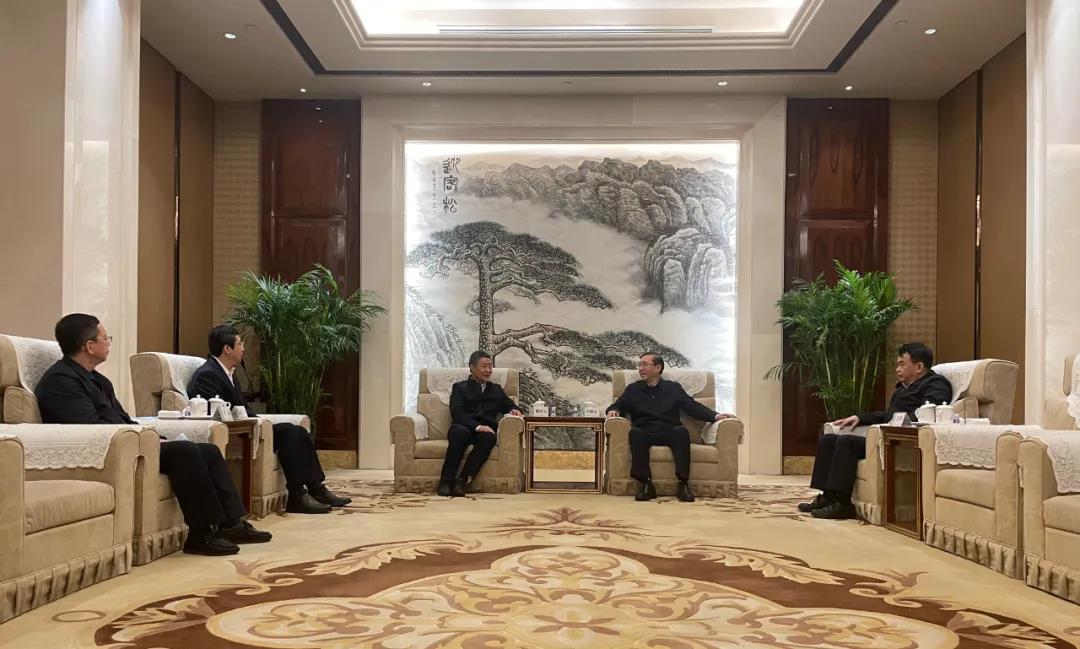 F809612C7C0FAEC1F7373D6E714_CA043060_19495.jpg?e=