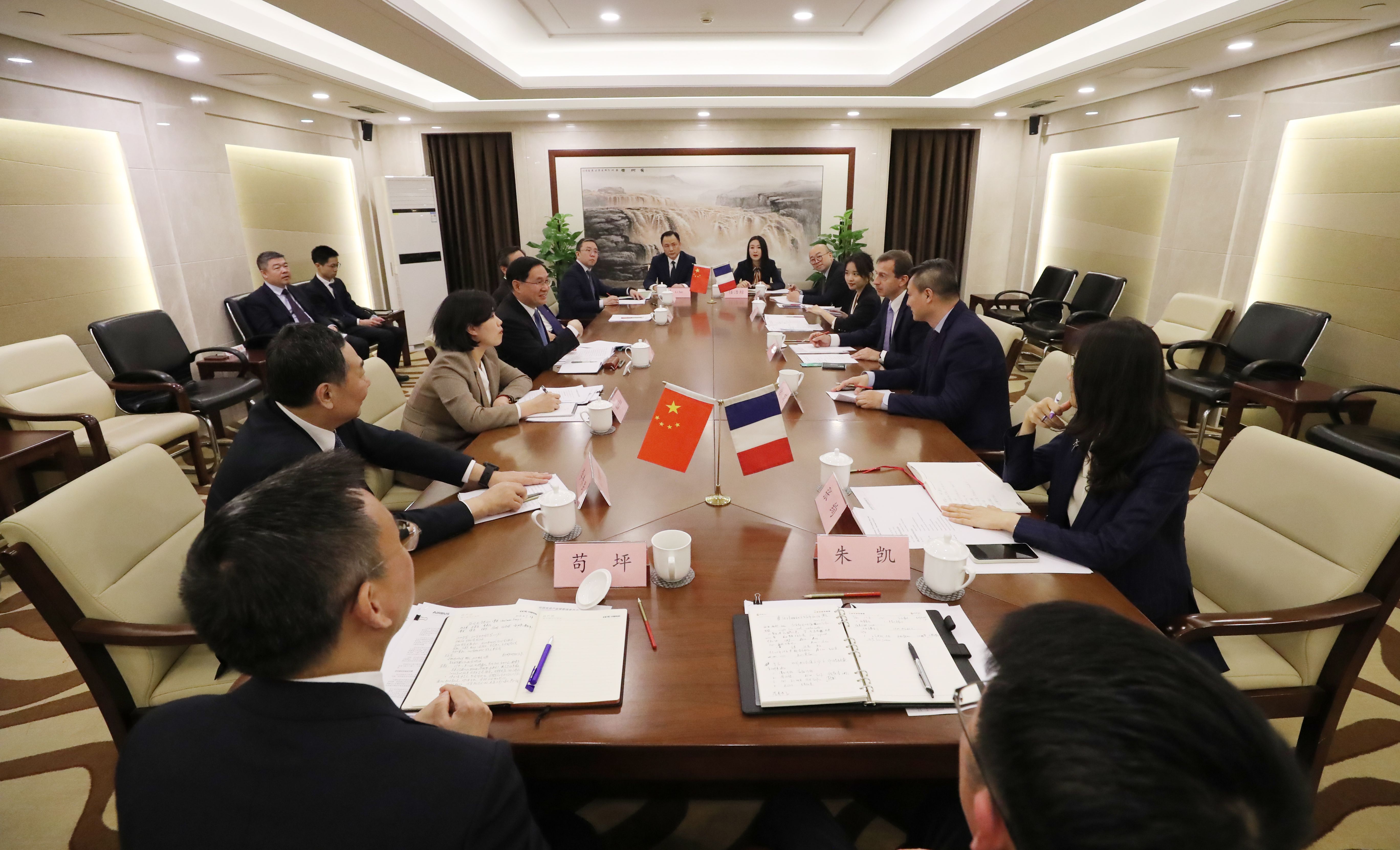 ����׿�����ʡ����󡢹���ί����ǡ����Ρ�������ҵ����